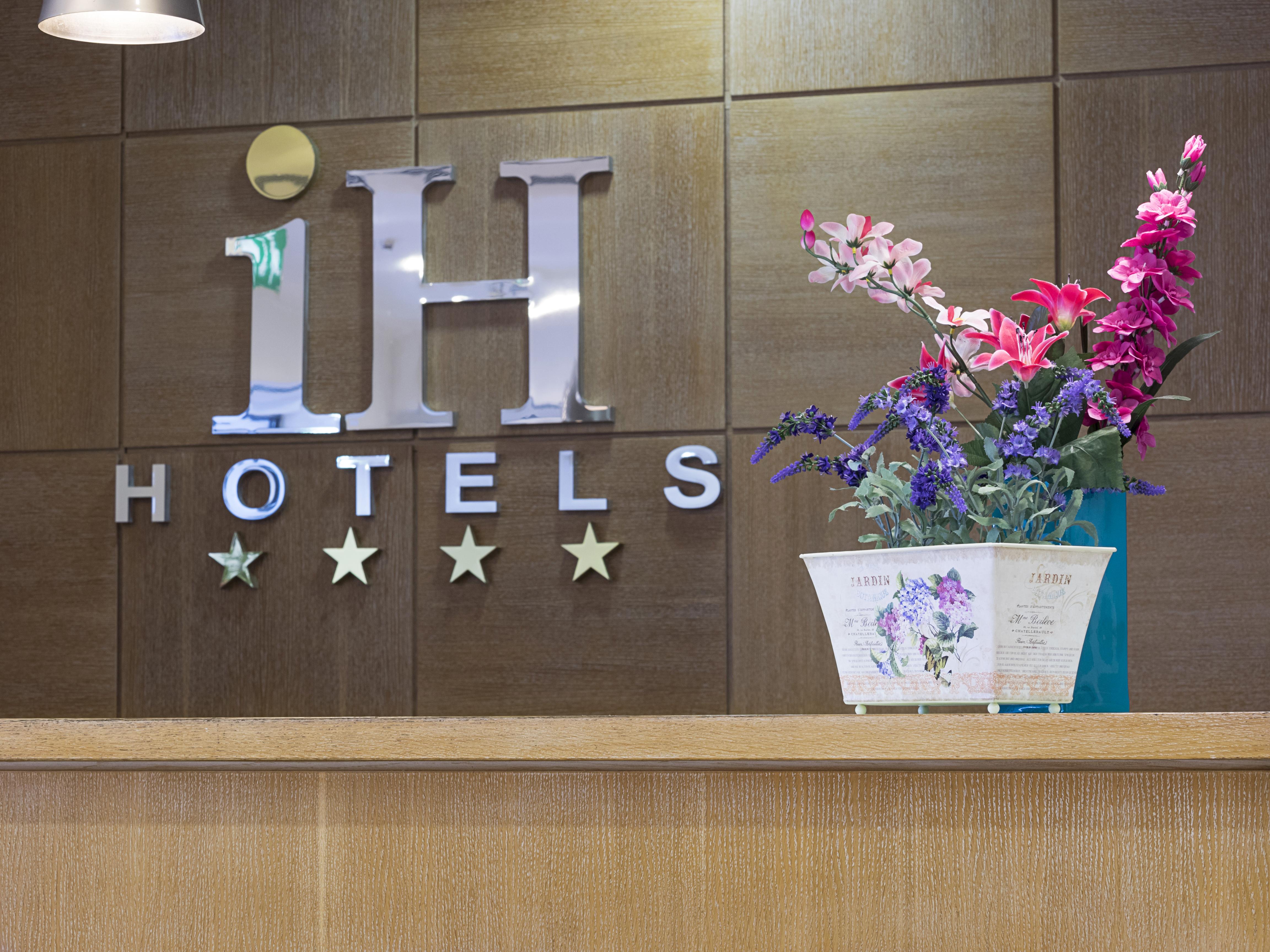 Ih Hotels Firenze Business Скандіччі Екстер'єр фото